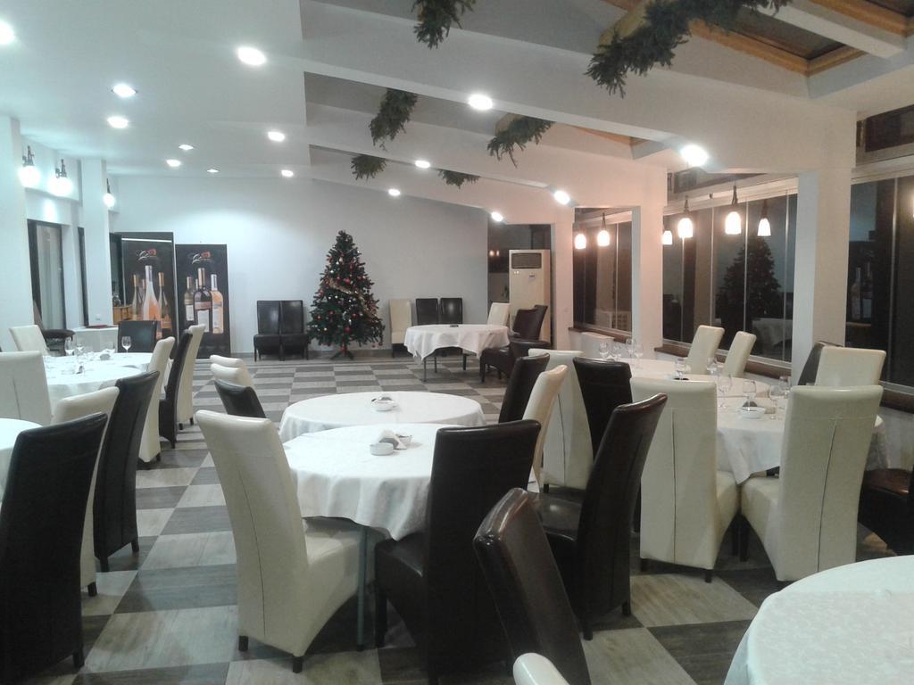 Hotel Zada Predeal Buitenkant foto