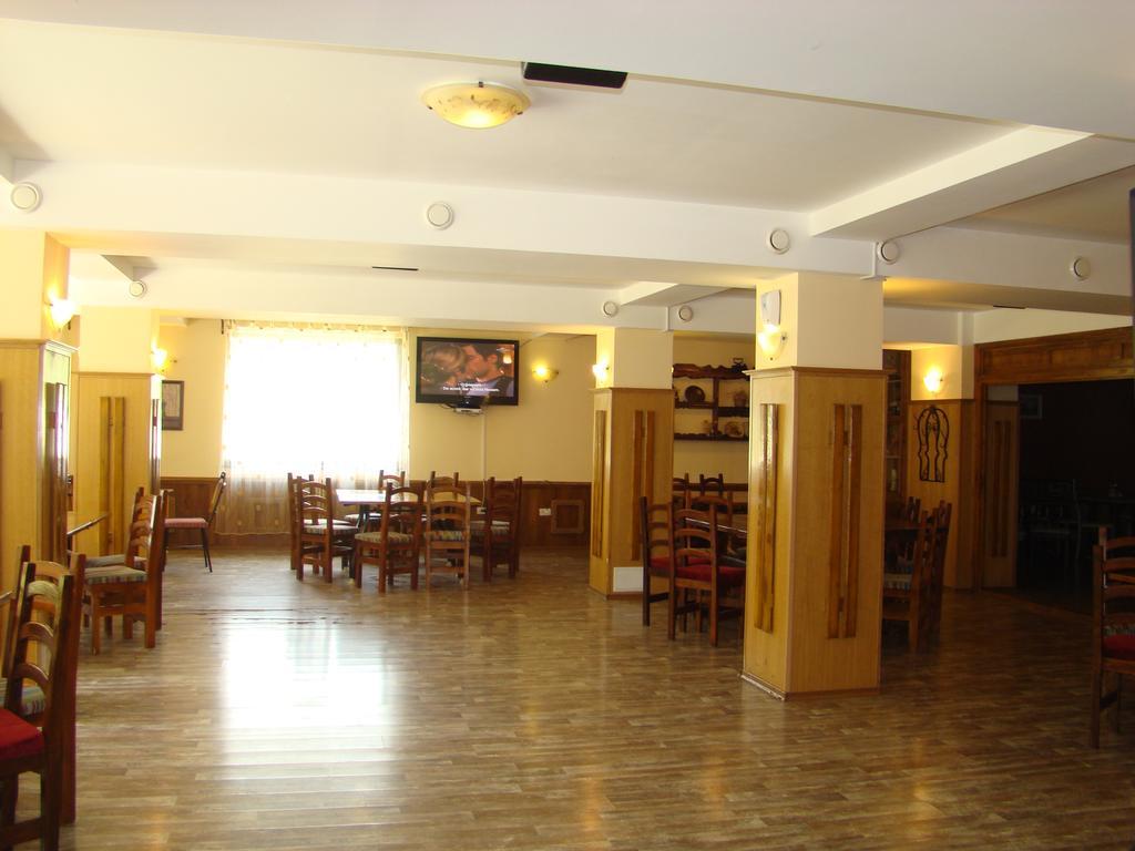 Hotel Zada Predeal Buitenkant foto