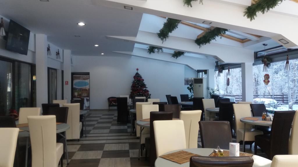 Hotel Zada Predeal Buitenkant foto